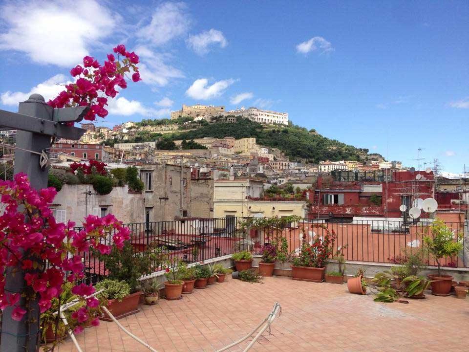 B&B Trieste&Trento ナポリ エクステリア 写真