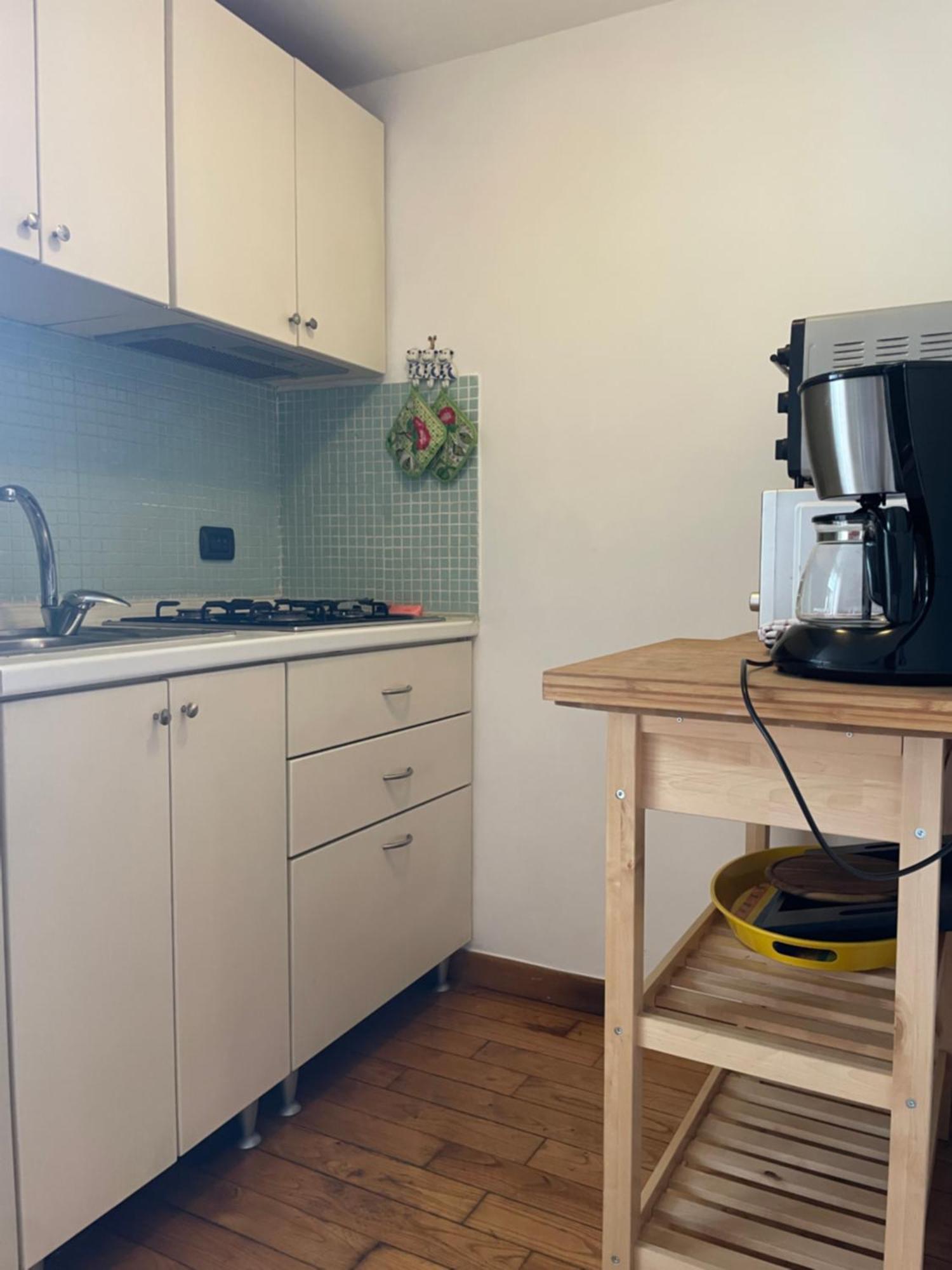 B&B Trieste&Trento ナポリ エクステリア 写真